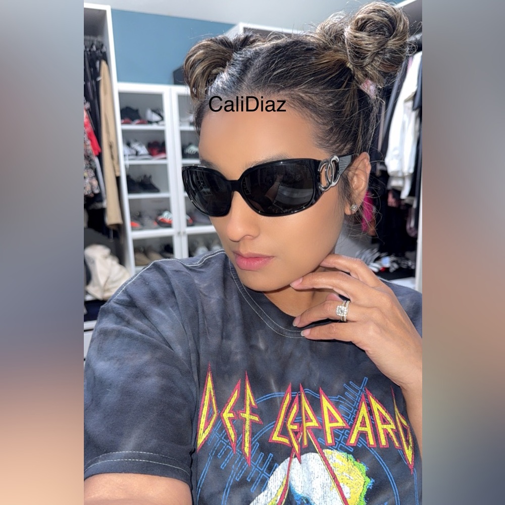 Chanel sunglasses - Picture 5 of 12